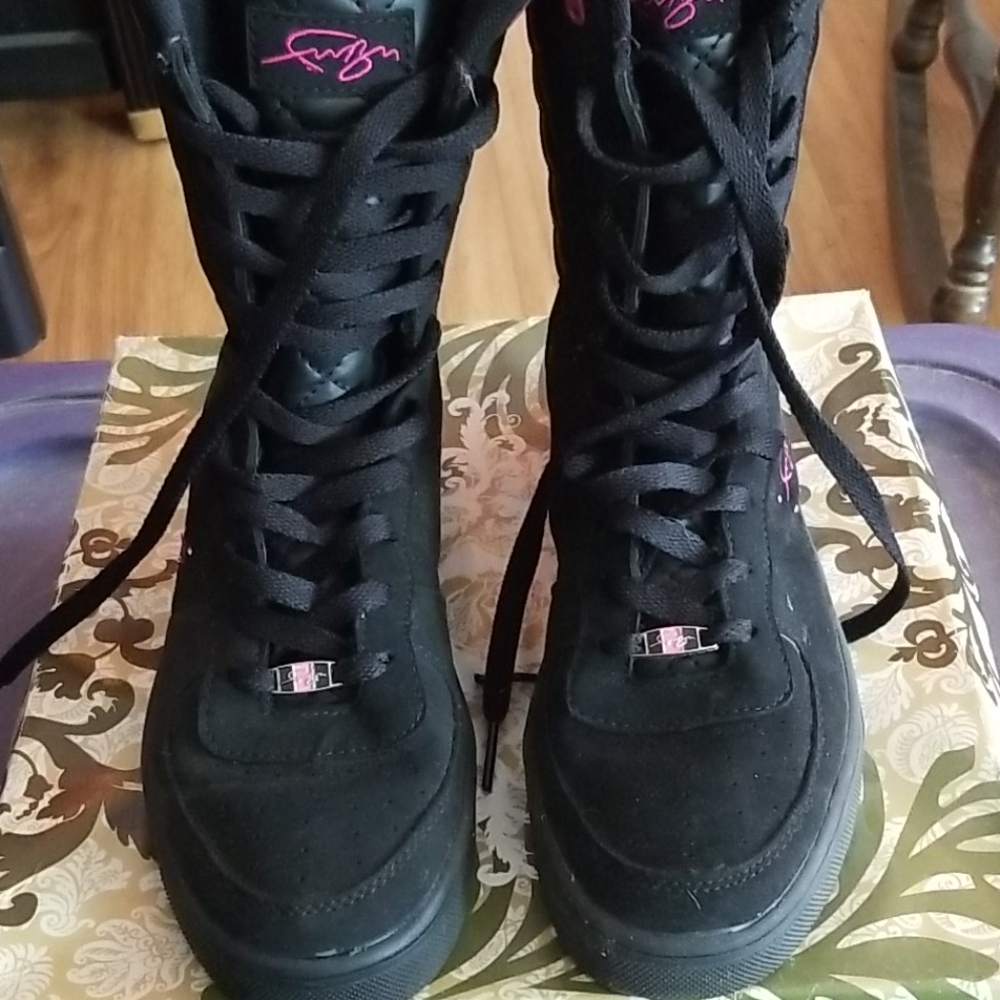 Sz 8 Camden Limelight Boots for women